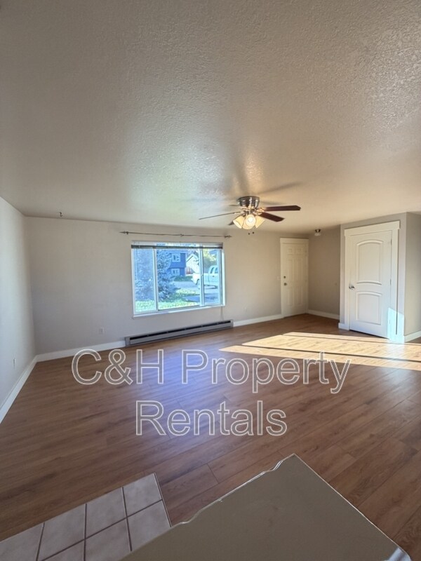 Foto del edificio - 3321 Barley Cir