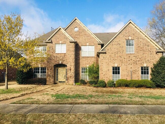 Photo - Beautiful 4br Lakeland home with a HUGE bonus room! Over 3300 sq ft! Pets are owner's approval, f...