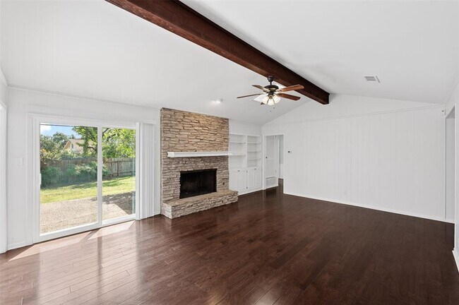 Building Photo - 7007 Edgefield Dr