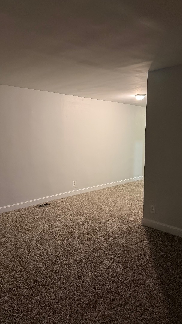 Building Photo - 914 Clark St