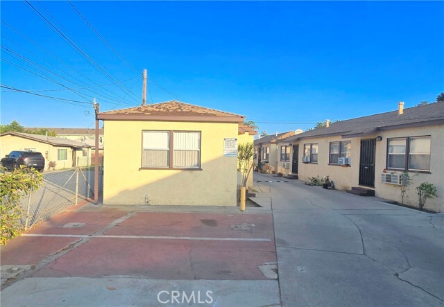 Building Photo - 6702 Flora Ave