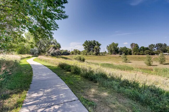 Foto del edificio - 3002 W Elizabeth St