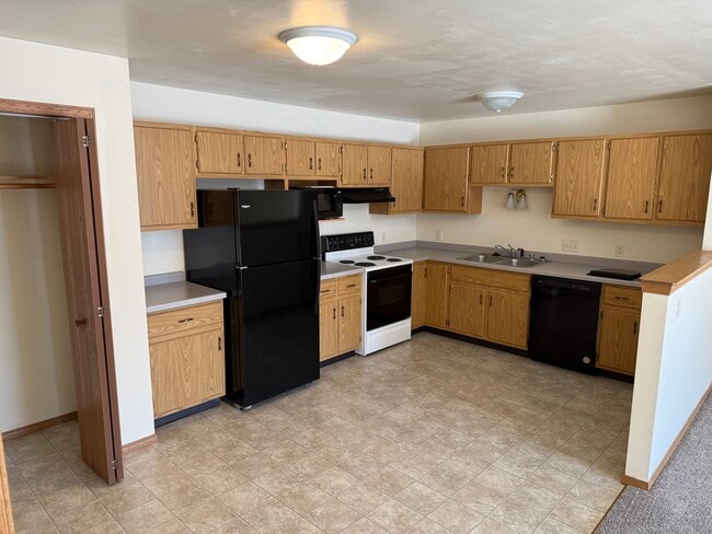 Kitchen - Fisk Street Apartments