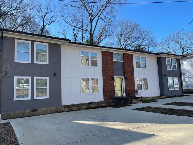 Building Photo - 1784 Temple Ave