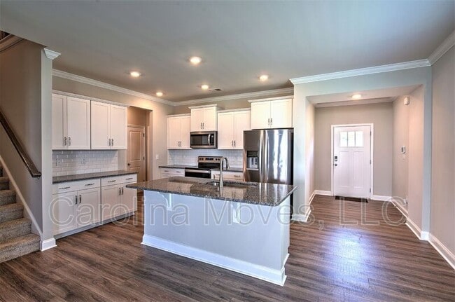 Photo - 572 Yellow Fox Rd House