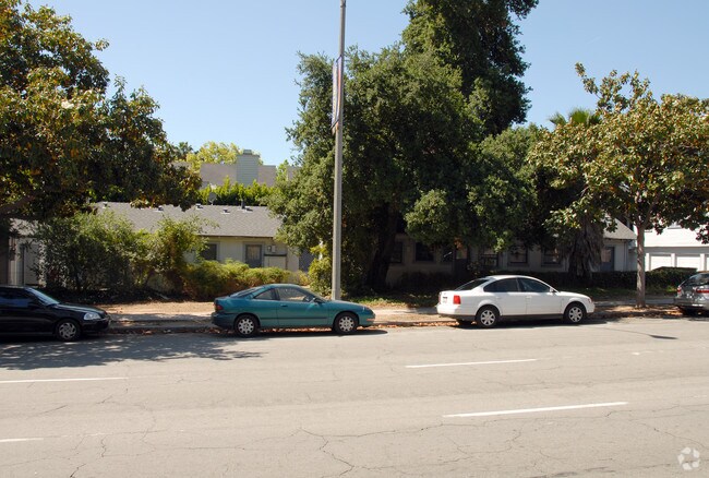 Foto del edificio - Catalina Cottages