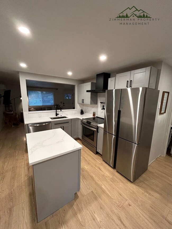 Building Photo - Updated 3-bedroom Home In Junction City!