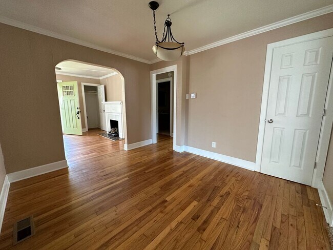 Foto del edificio - Charming 3 Bed 2 Bath Park Hill Home