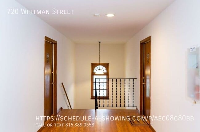 Building Photo - 720 Whitman St