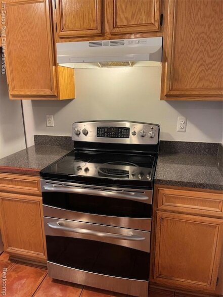 Foto del edificio - 24002 Wedgewood Cir