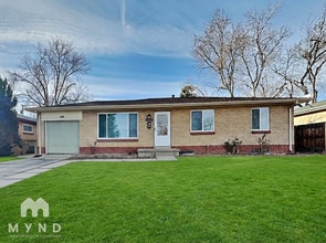 Building Photo - 1325 S Ingalls St