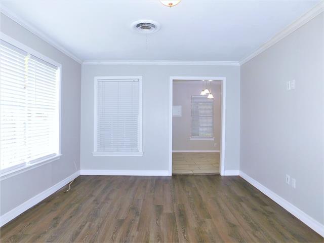 Foto del edificio - 2412 N Carroll Blvd