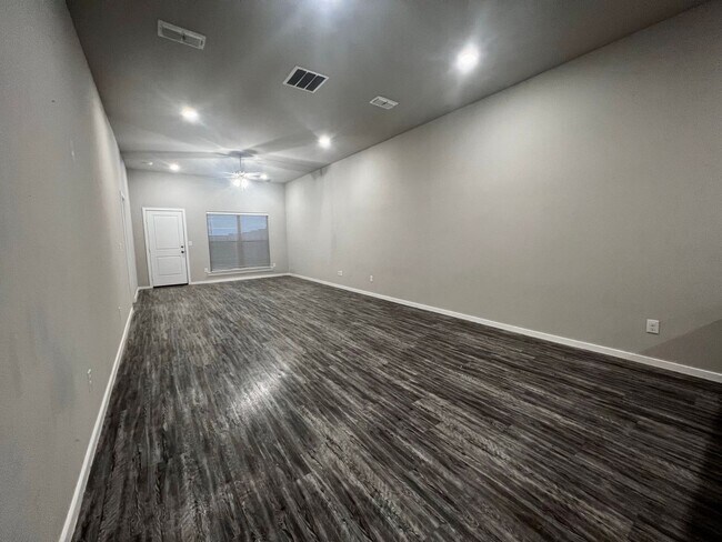 Building Photo - 1630 133rd St