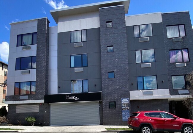 Foto del edificio - 5800 Washington St