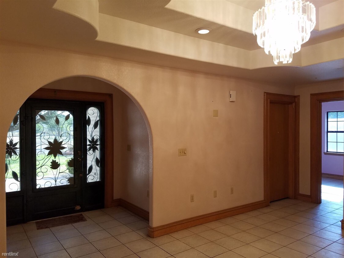 Primary Photo - 4 br, 2 bath House - 6911 Pradera Ln