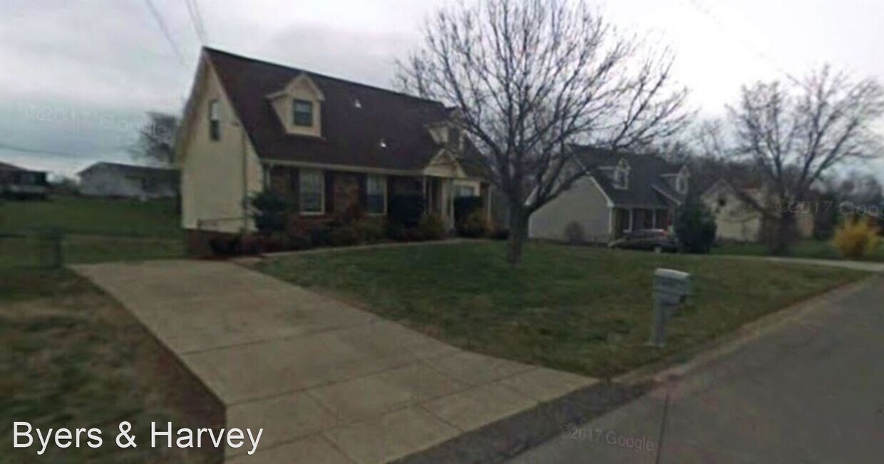 Primary Photo - 4 br, 2.5 bath House - 409 Beasley Drive