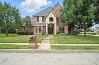 Building Photo - 959 Roxbury Way