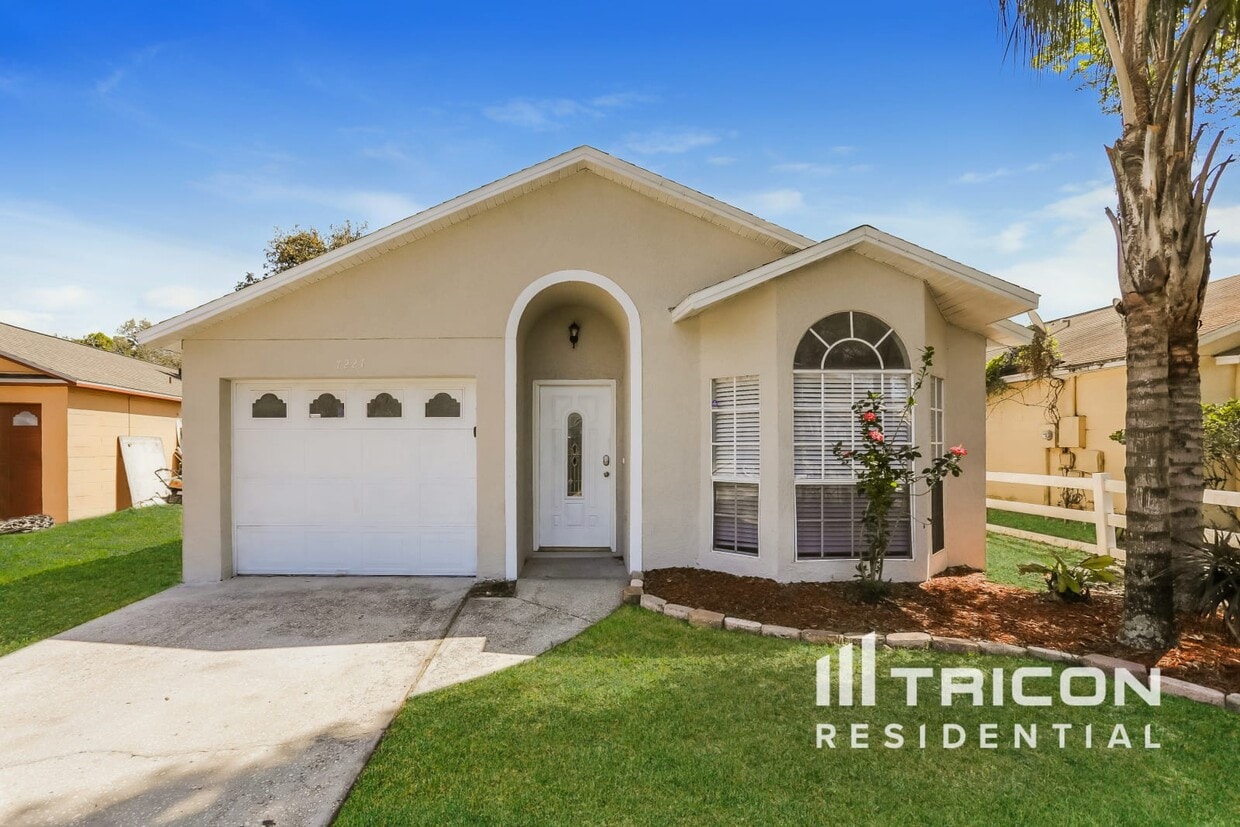 Foto principal - 7227 Edgewater Shores Ct