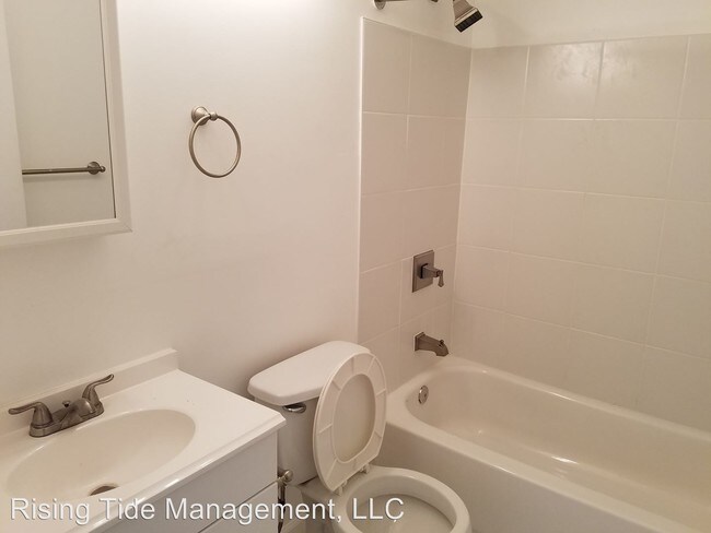 Building Photo - 32 Florida Ave NE