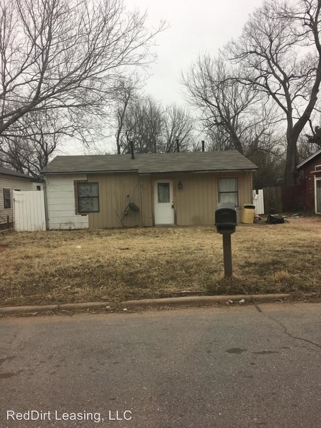 Primary Photo - 3 br, 1 bath House - 6212 JOES DR