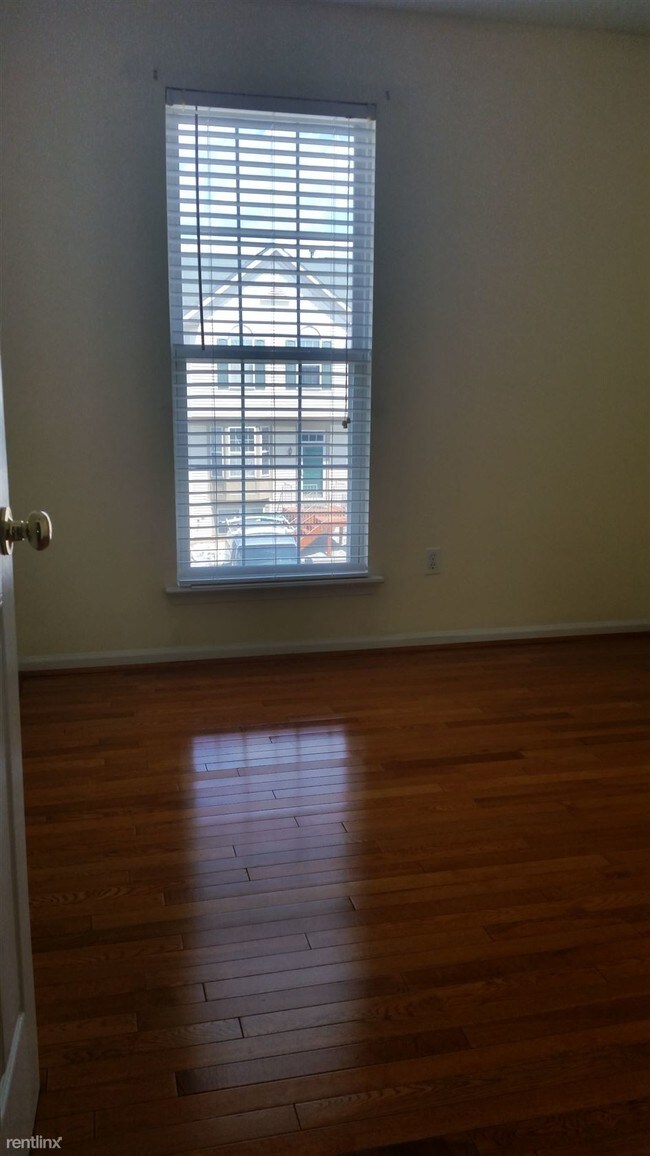 Foto del edificio - 5 Creek Ln
