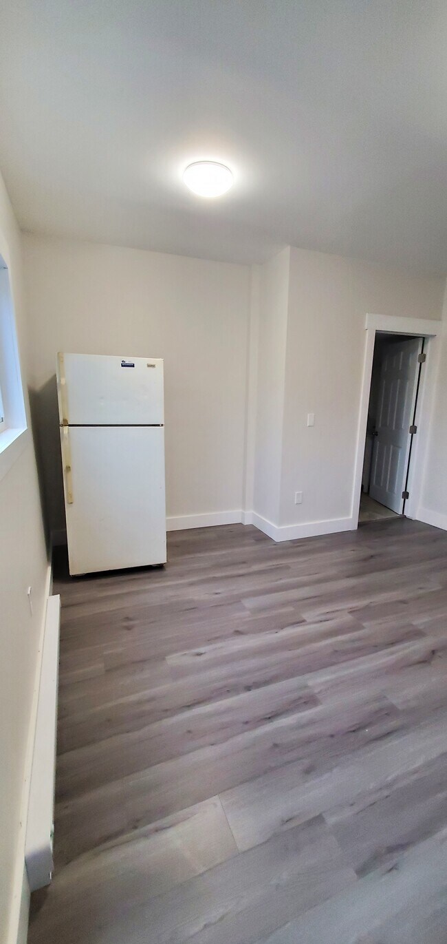 Photo du bâtiment - 13 Acadia Ave