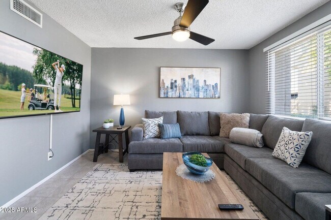 Foto del edificio - 6921 E Osborn Rd
