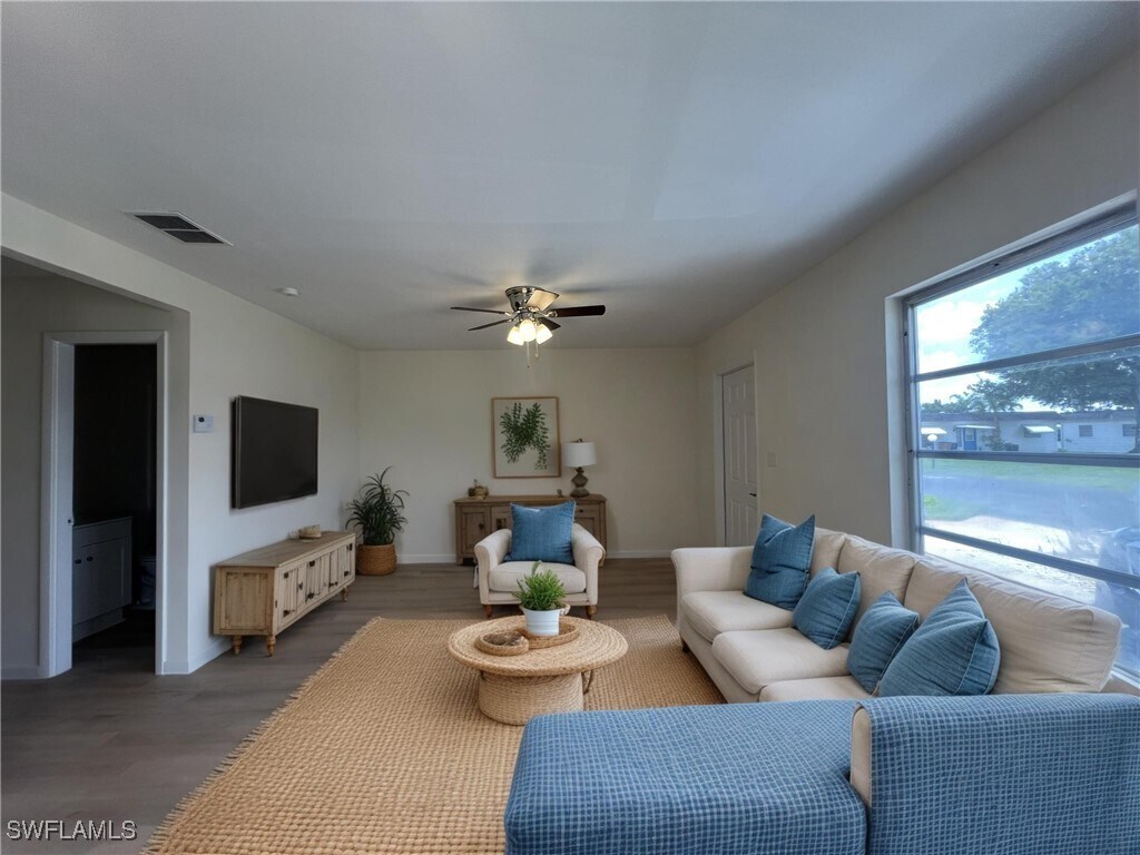 Foto principal - 16 Tangerine Ct