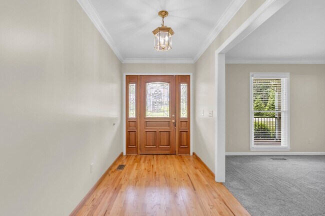 Foto del edificio - Signal Mountain Home with 4-5 bedrooms!