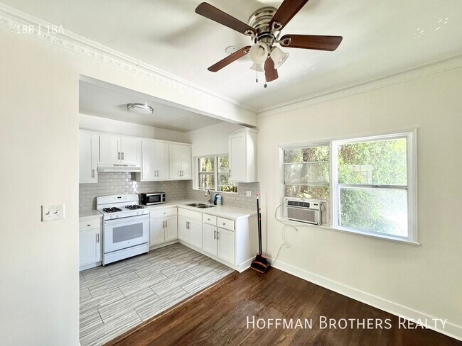 Foto del edificio - 5446 1/2 Harold Way -6A