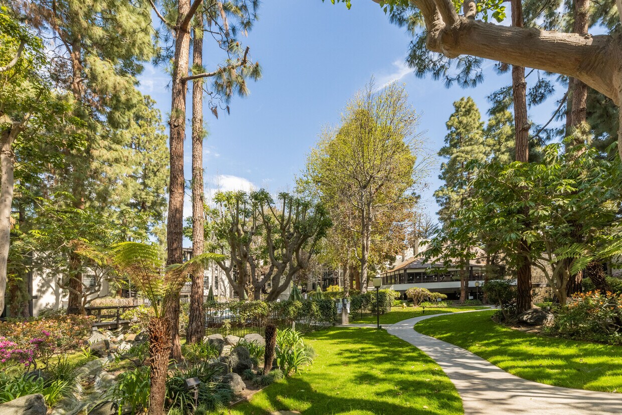 8650 Gulana Ave Unit L1172, Playa Del Rey, CA 90293 Condo for Rent in