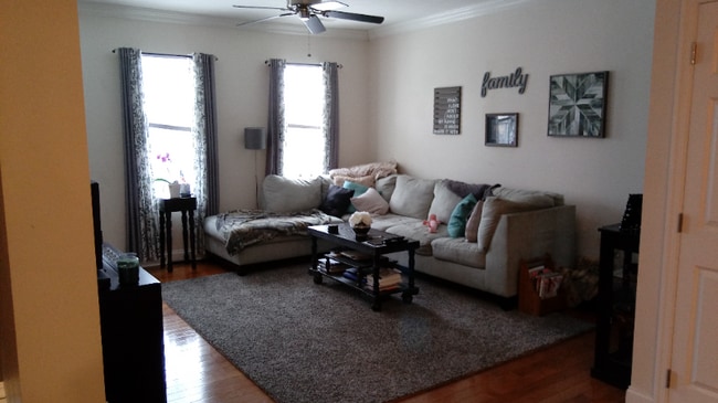 Photo - 152 Hallock St Apartment