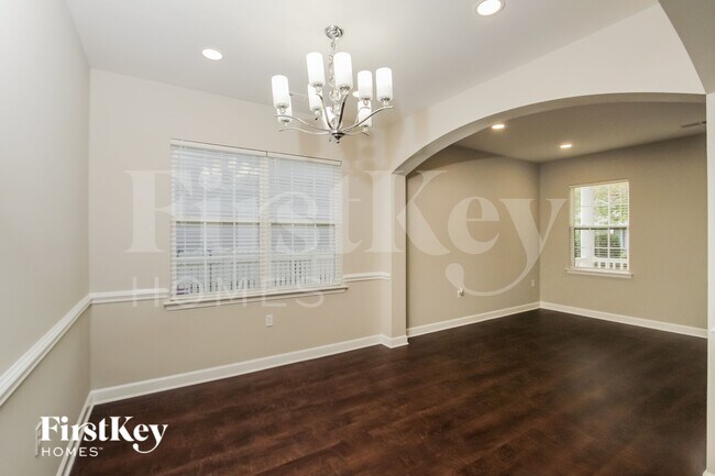 Foto del edificio - 4204 High Shoals Dr