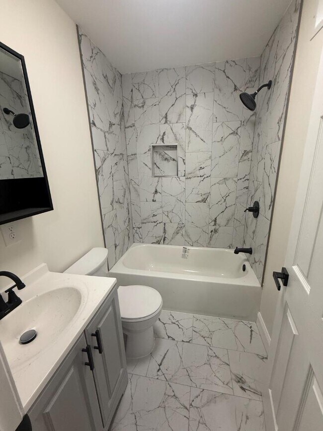 Foto del edificio - 1335 Morton St