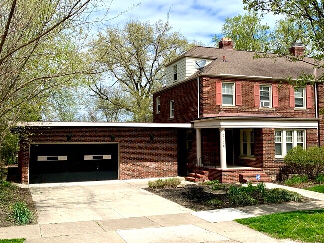 Foto del edificio - 2628 Traymore Rd