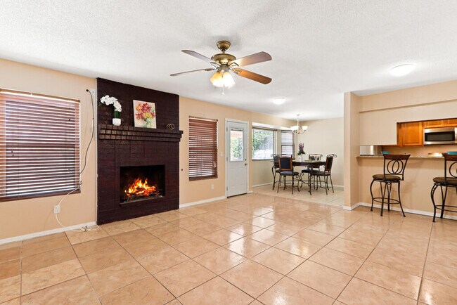 Building Photo - 1541 Bessemer Dr