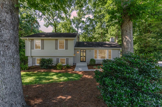 Foto principal - 4014 Sulkirk Rd