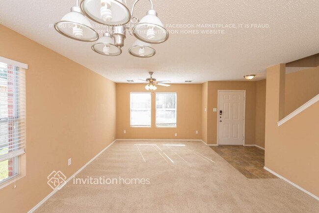 Building Photo - 3012 Cesareo Dr