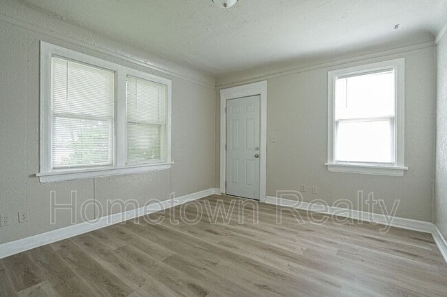 Foto del edificio - 1427 NE 28th St