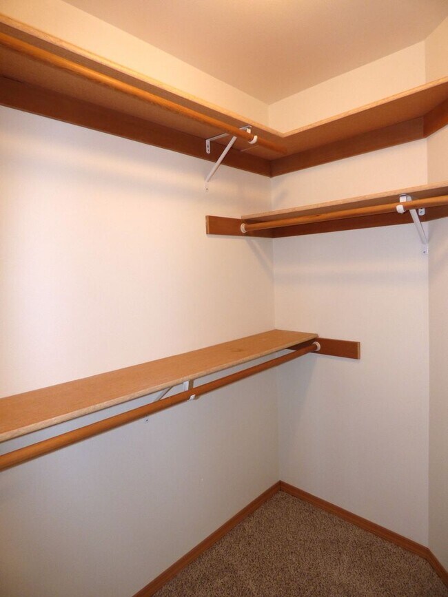 Foto del edificio - 261-263 Gwinn St Monmouth, OR 97351