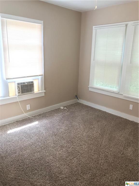 Foto del edificio - 305 E Sabine St