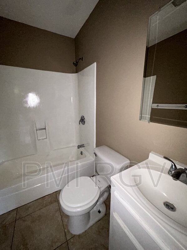 Building Photo - 1803 Washington Ave