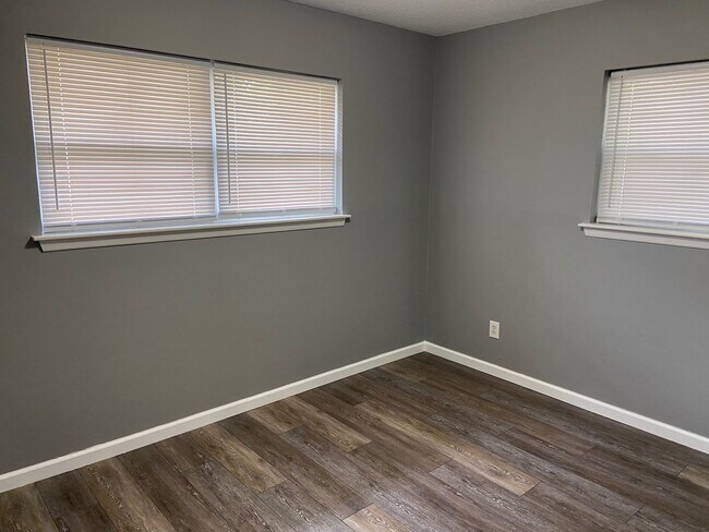 Dormitorio - 101 Blaylock St