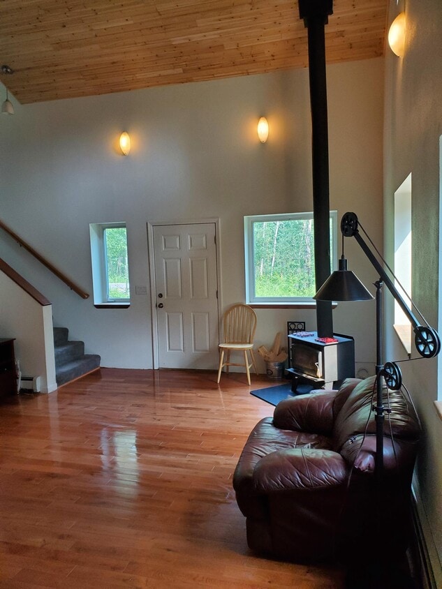 1321 Steele Creek Rd, Fairbanks, AK 99712 House Rental in Fairbanks