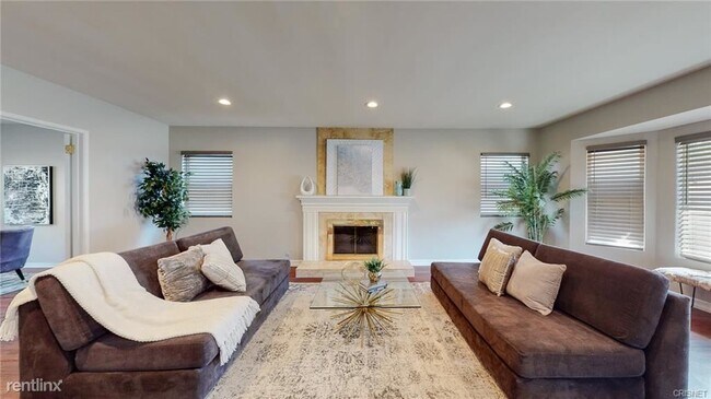 Building Photo - 4 br, 2 bath House - 4121 Don Felipe Dr