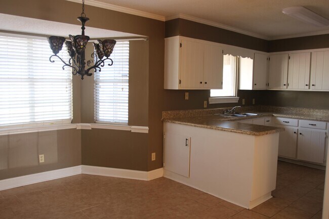 Building Photo - 116 Tocaste Ln