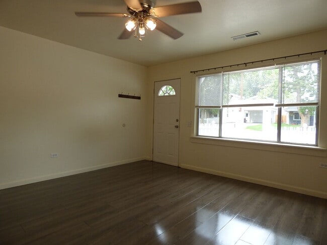 Building Photo - 315 N Gilman