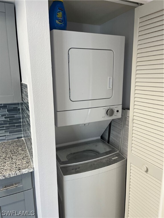 Foto principal - 1400 Pompei Ln