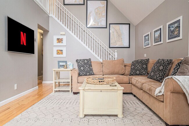 Building Photo - 8015 Aarwood Trail NW