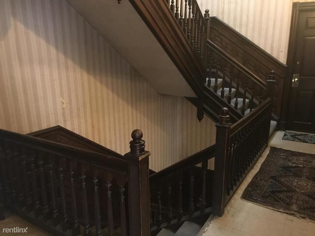 Foto del edificio - 1206 N Calvert St